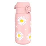 A pink water bottle, adorned with white daisies, sits on a white background. The bottle has a pink lid with a hinged closure.