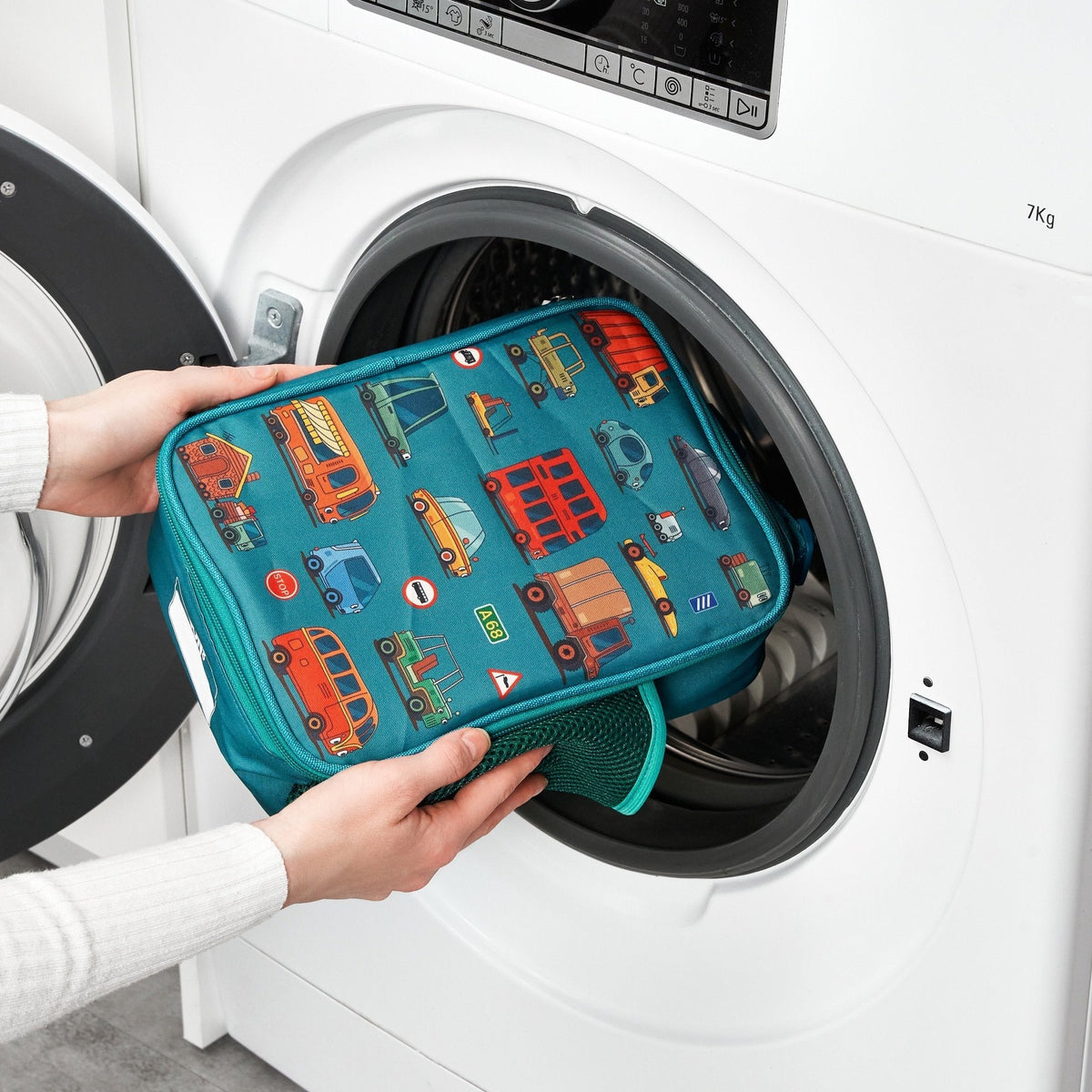 Isolierte Lunchtasche, Autos